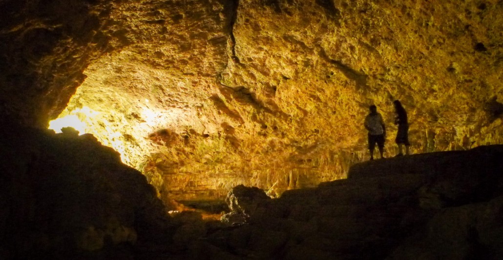 Rio Frio cave